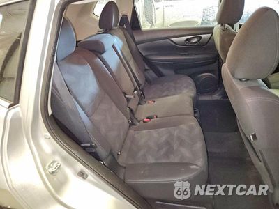 Zdjęcie 11 z 14 samochodu: 2016 NISSAN ROGUE S VIN:KNMAT2MVXGP675028 - miniatura