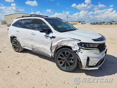 Czwarte zdjęcie samochodu z boku: 2022 KIA SORENTO SX VIN:5XYRKDLF3NG079528 - miniatura