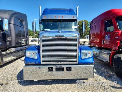 Piąte zdjęcie samochodu w środku: 2020 FREIGHTLINER 122SD - SEMI TRUCK VIN:3AKJGNDR1LDLW8889 - miniatura
