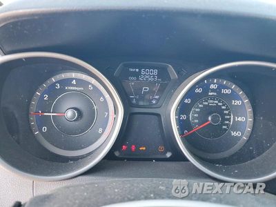 Zdjęcie 9 z 12 samochodu: 2012 HYUNDAI ELANTRA GLS VIN:KMHDH4AE9CU435104 - miniatura