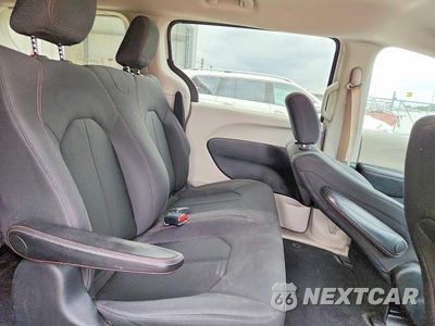 Zdjęcie 11 z 13 samochodu: 2019 CHRYSLER PACIFICA VIN:2C4RC1AG6KR597583 - miniatura