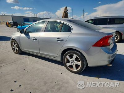 Drugie zdjęcie samochodu z przodu: 2013 VOLVO S60 T5 VIN:YV1612FS4D2173360 - miniatura