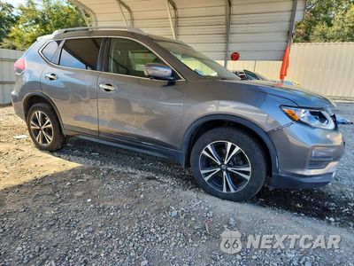 Czwarte zdjęcie samochodu z boku: 2020 NISSAN ROGUE SV VIN:5N1AT2MV2LC724977 - miniatura