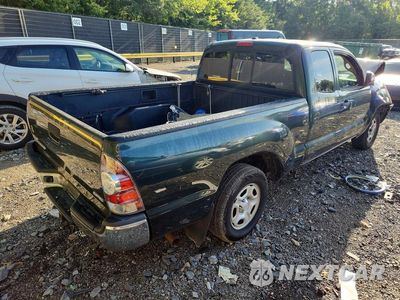 Trzecie zdjęcie samochodu z tyłu: 2010 TOYOTA TACOMA BASE VIN:5TETX4CN9AZ692431 - miniatura