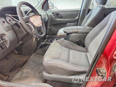 Zdjęcie 7 z 13 samochodu: 2003 FORD ESCAPE XLS VIN:1FMYU02123KC65486 - miniatura