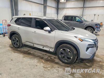 Czwarte zdjęcie samochodu z boku: 2024 NISSAN ROGUE SV VIN:5N1BT3BBXRC703418 - miniatura