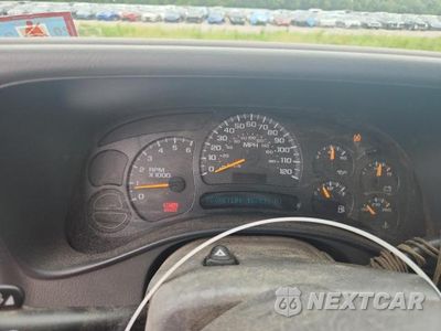 Zdjęcie 9 z 13 samochodu: 2005 CHEVROLET TAHOE K1500 VIN:1GNEK13T35J213190 - miniatura