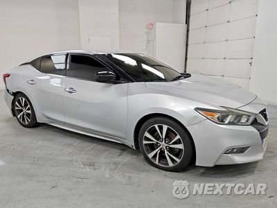 Czwarte zdjęcie samochodu z boku: 2016 NISSAN MAXIMA 3.5 S VIN:1N4AA6AP2GC904866 - miniatura