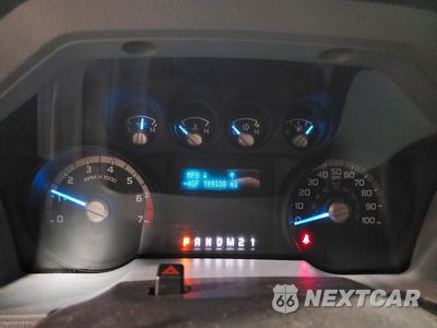 Zdjęcie 9 z 13 samochodu: 2016 FORD F250 SUPER DUTY VIN:1FTBF2B68GEA44927 - miniatura
