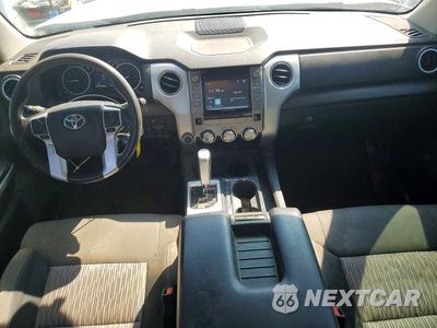 Zdjęcie 8 z 12 samochodu: 2017 TOYOTA TUNDRA SR5 VIN:5TFUW5F18HX647584 - miniatura
