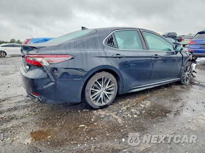 Trzecie zdjęcie samochodu z tyłu: 2022 TOYOTA CAMRY SE VIN:4T1T11AK7NU669281 - miniatura