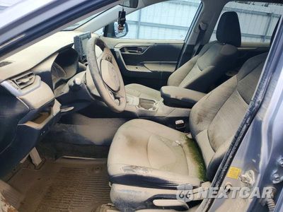 Zdjęcie 7 z 13 samochodu: 2019 TOYOTA RAV4 LE VIN:2T3F1RFV4KW074857 - miniatura