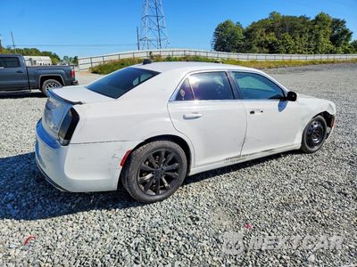 Trzecie zdjęcie samochodu z tyłu: 2017 CHRYSLER 300 LIMITED VIN:2C3CCARG1HH653829 - miniatura