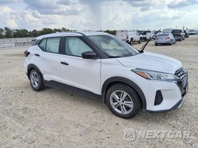 Czwarte zdjęcie samochodu z boku: 2024 NISSAN KICKS S VIN:3N1CP5BV9RL508758 - miniatura