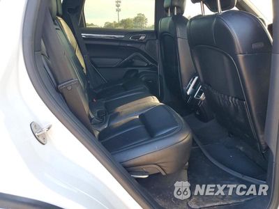 Zdjęcie 11 z 14 samochodu: 2017 PORSCHE CAYENNE VIN:WP1AA2A26HKA87933 - miniatura