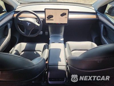 Zdjęcie 8 z 14 samochodu: 2024 TESLA MODEL Y VIN:7SAYGDEF1RF168928 - miniatura