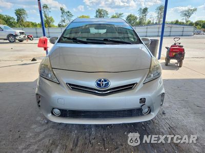 Piąte zdjęcie samochodu w środku: 2012 TOYOTA PRIUS V FIVE VIN:JTDZN3EU0C3150506 - miniatura