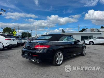 Czwarte zdjęcie samochodu z boku: 2017 MERCEDES-BENZ C 300 4MATIC VIN:WDDWK4KB4HF430400 - miniatura