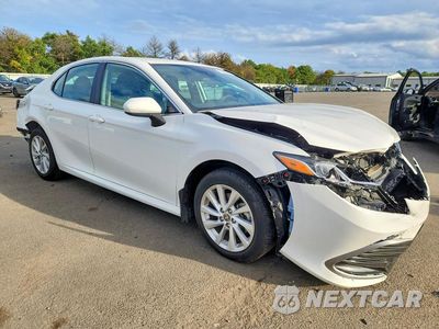 Czwarte zdjęcie samochodu z boku: 2024 TOYOTA CAMRY LE VIN:4T1C11BK3RU113568 - miniatura