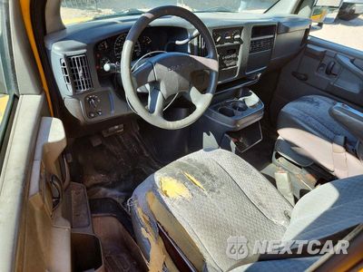 Zdjęcie 8 z 13 samochodu: 2006 GMC SAVANA BOX TRUCK VIN:1GDHG31U361902853 - miniatura