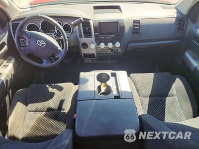 Zdjęcie 8 z 12 samochodu: 2012 TOYOTA TUNDRA DOUBLE CAB SR5 VIN:5TFRM5F1XCX044625 - miniatura