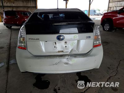 Zdjęcie 6 z 12 samochodu: 2010 TOYOTA PRIUS V VIN:JTDKN3DU6A5047210 - miniatura