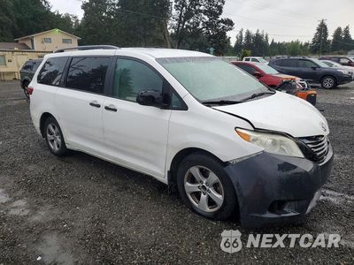 Czwarte zdjęcie samochodu z boku: 2016 TOYOTA SIENNA L 7-PASSENGER VIN:5TDZK3DC1GS748352 - miniatura