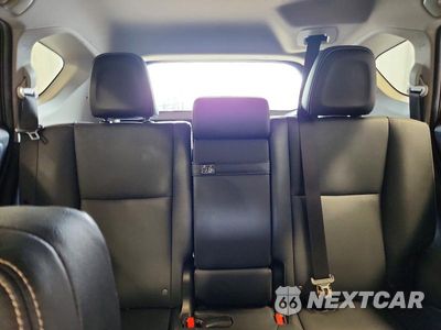 Zdjęcie 10 z 13 samochodu: 2017 TOYOTA RAV4 HV LIMITED VIN:JTMDJREV6HD082411 - miniatura