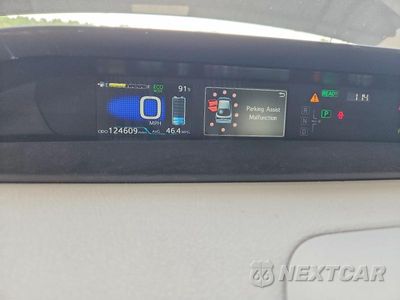Zdjęcie 9 z 12 samochodu: 2020 TOYOTA PRIUS XLE AWD-E VIN:JTDL9RFU3L3020456 - miniatura