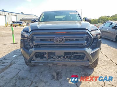 Piąte zdjęcie samochodu w środku: 2025 TOYOTA TACOMA SR5 VIN:3TMKB5FN7SM034469 - miniatura