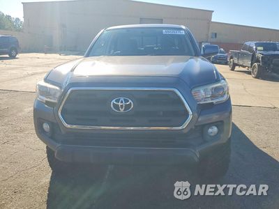 Piąte zdjęcie samochodu w środku: 2017 TOYOTA TACOMA SR5 VIN:5TFAX5GN7HX084075 - miniatura