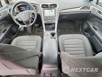 Zdjęcie 8 z 12 samochodu: 2019 FORD FUSION SE VIN:3FA6P0HDXKR276188 - miniatura