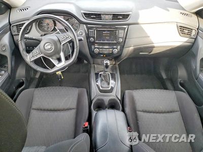Zdjęcie 8 z 12 samochodu: 2019 NISSAN ROGUE SV VIN:JN8AT2MV4KW372166 - miniatura