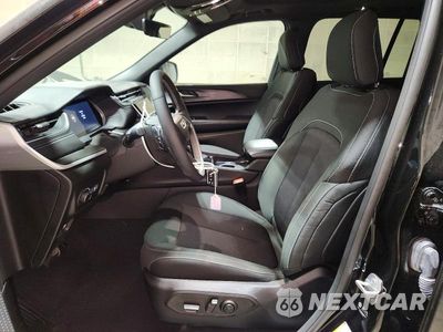 Zdjęcie 7 z 13 samochodu: 2025 JEEP GRAND CHEROKEE LAREDO VIN:1C4RJHAGXS8806964 - miniatura