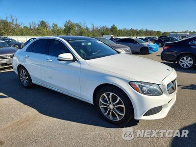 Czwarte zdjęcie samochodu z boku: 2015 MERCEDES-BENZ C 300 4MATIC VIN:55SWF4KB4FU067854 - miniatura