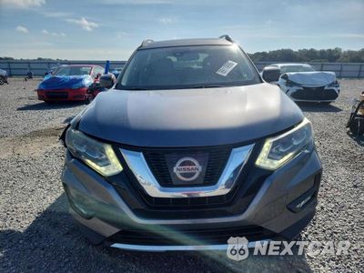 Piąte zdjęcie samochodu w środku: 2017 NISSAN ROGUE S VIN:5N1AT2MT5HC756702 - miniatura