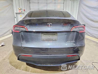 Zdjęcie 6 z 13 samochodu: 2024 TESLA MODEL Y VIN:7SAYGDEE2RA294686 - miniatura