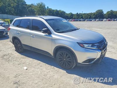 Czwarte zdjęcie samochodu z boku: 2020 MITSUBISHI OUTLANDER SE VIN:JA4AZ3A30LZ030467 - miniatura