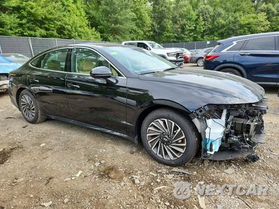 Czwarte zdjęcie samochodu z boku: 2026 HYUNDAI SONATA HYBRID LIMITED VIN:KMHL54JJ3TA158923 - miniatura