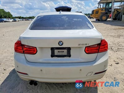 Zdjęcie 6 z 13 samochodu: 2012 BMW 328 I VIN:WBA3A5C52CF350131 - miniatura