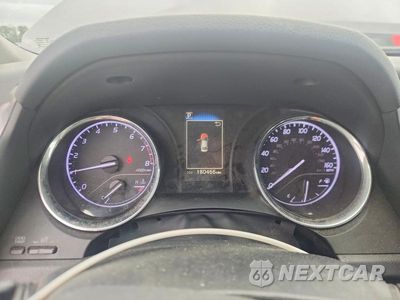 Zdjęcie 9 z 12 samochodu: 2019 TOYOTA CAMRY L VIN:4T1B11HK6KU771703 - miniatura