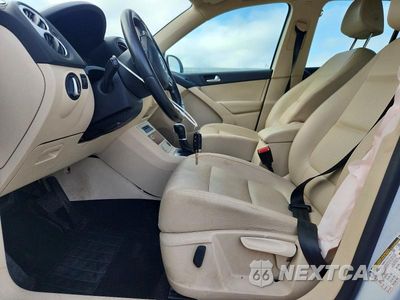 Zdjęcie 7 z 13 samochodu: 2016 VOLKSWAGEN TIGUAN S VIN:WVGBV7AX7GW548272 - miniatura
