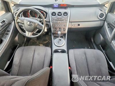 Zdjęcie 8 z 13 samochodu: 2010 MAZDA CX-7 VIN:JM3ER2W59A0337124 - miniatura