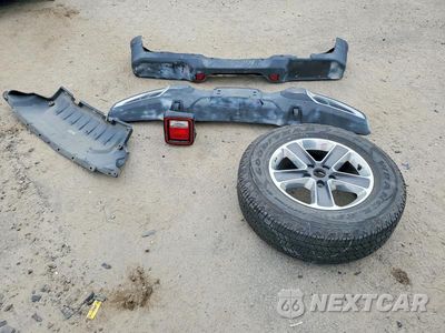 Zdjęcie 13 z 14 samochodu: 2020 JEEP WRANGLER UNLIMITED SAHARA VIN:1C4HJXENXLW159624 - miniatura