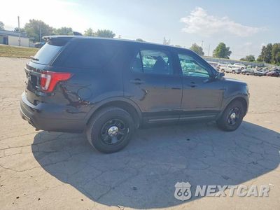 Trzecie zdjęcie samochodu z tyłu: 2017 FORD EXPLORER POLICE INTERCEPTOR VIN:1FM5K8ARXHGD07055 - miniatura