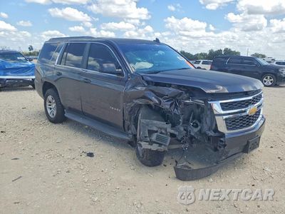 Czwarte zdjęcie samochodu z boku: 2016 CHEVROLET TAHOE C1500 LT VIN:1GNSCBKC0GR169807 - miniatura