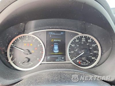 Zdjęcie 9 z 13 samochodu: 2018 NISSAN SENTRA S VIN:3N1AB7AP9JY294818 - miniatura