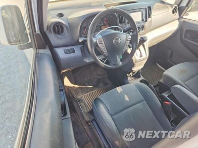 Zdjęcie 8 z 13 samochodu: 2019 NISSAN NV200 SV VIN:3N6CM0KN9KK695629 - miniatura
