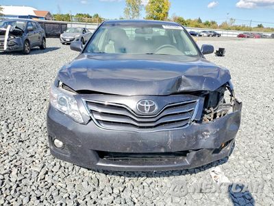 Piąte zdjęcie samochodu w środku: 2011 TOYOTA CAMRY XLE V6 VIN:4T1BK3EK4BU616676 - miniatura