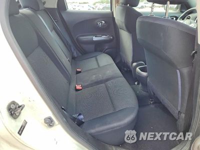 Zdjęcie 11 z 13 samochodu: 2012 NISSAN JUKE S VIN:JN8AF5MV5CT106540 - miniatura